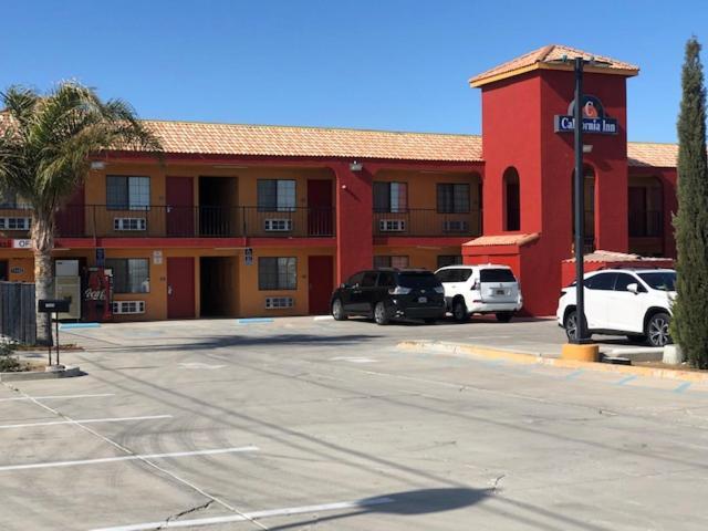 California Inn Hotel And Suites Adelanto Us 395 Buitenkant foto